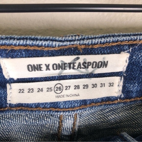 One Teaspoon High Waist Freebird II Jeans Distressed Knees Raw Hem 26 - Picture 4 of 10